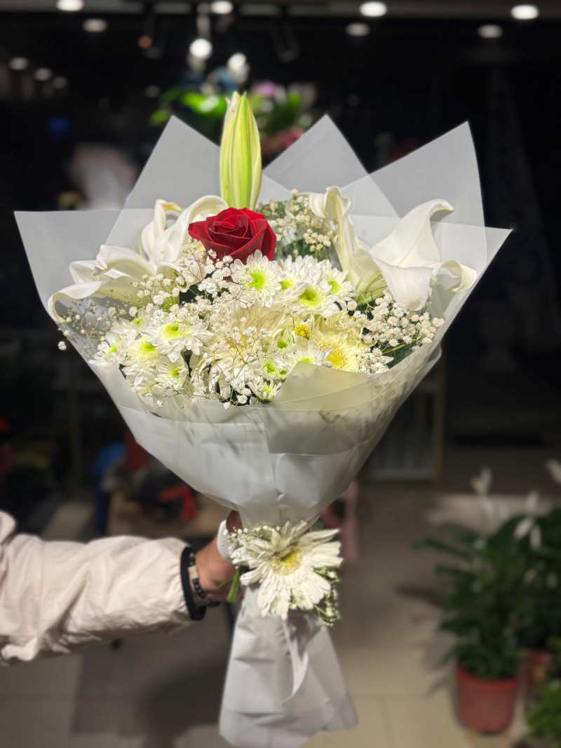 L KARIŞIK BUKET BEYAZ