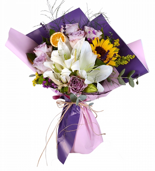 Buket 1 Lilyum 5 Lila Gül 1 Ayçiçeği