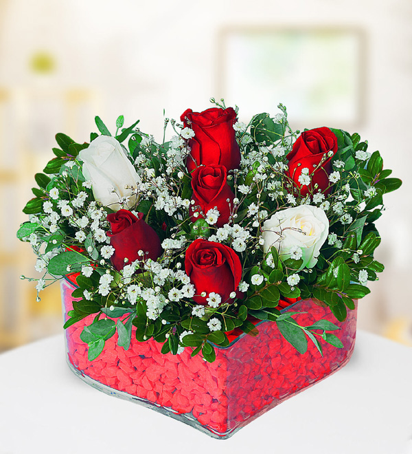 Kalpte Renkli Güller